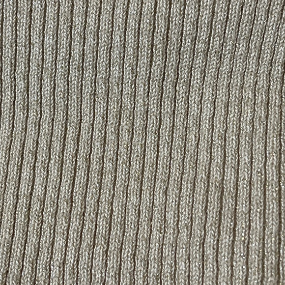 INTEMPO Cold Shoulder, Long Sleeve, Turtleneck Champagne Sweater. Medium New - Picture 2 of 13